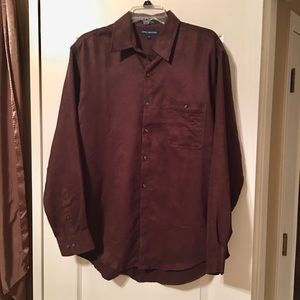NWOT Very Soft  Men’s John Ashford button down shirt